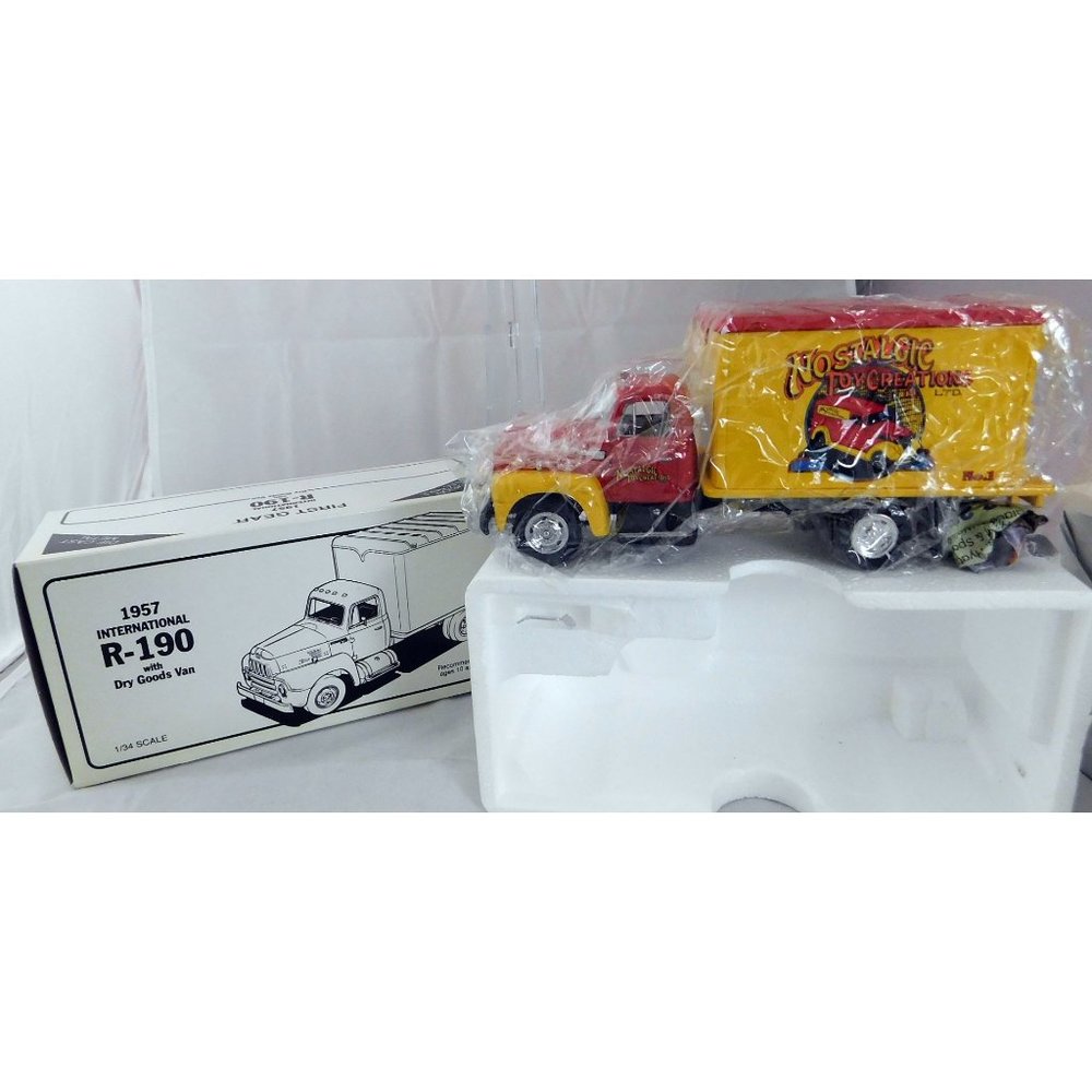 First Gear 1957 International R-190 Nostalgic Toys Dry Van Rare